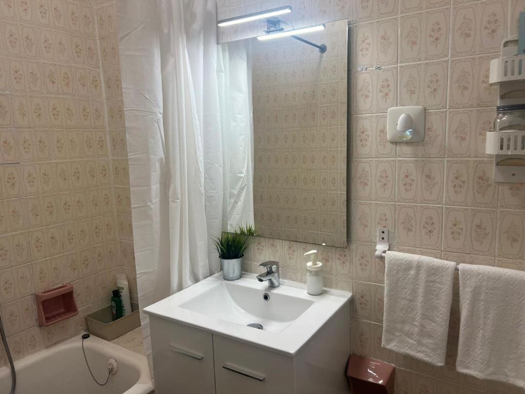 Apartamento Para 4 Personas En El Centro De Valencia, Plaza El Pilar Экстерьер фото
